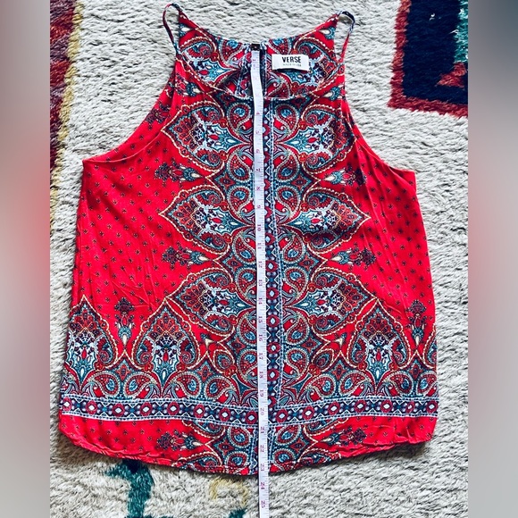 Boho Flowy Tank with Button Clasp Closure - Picture 5 of 9